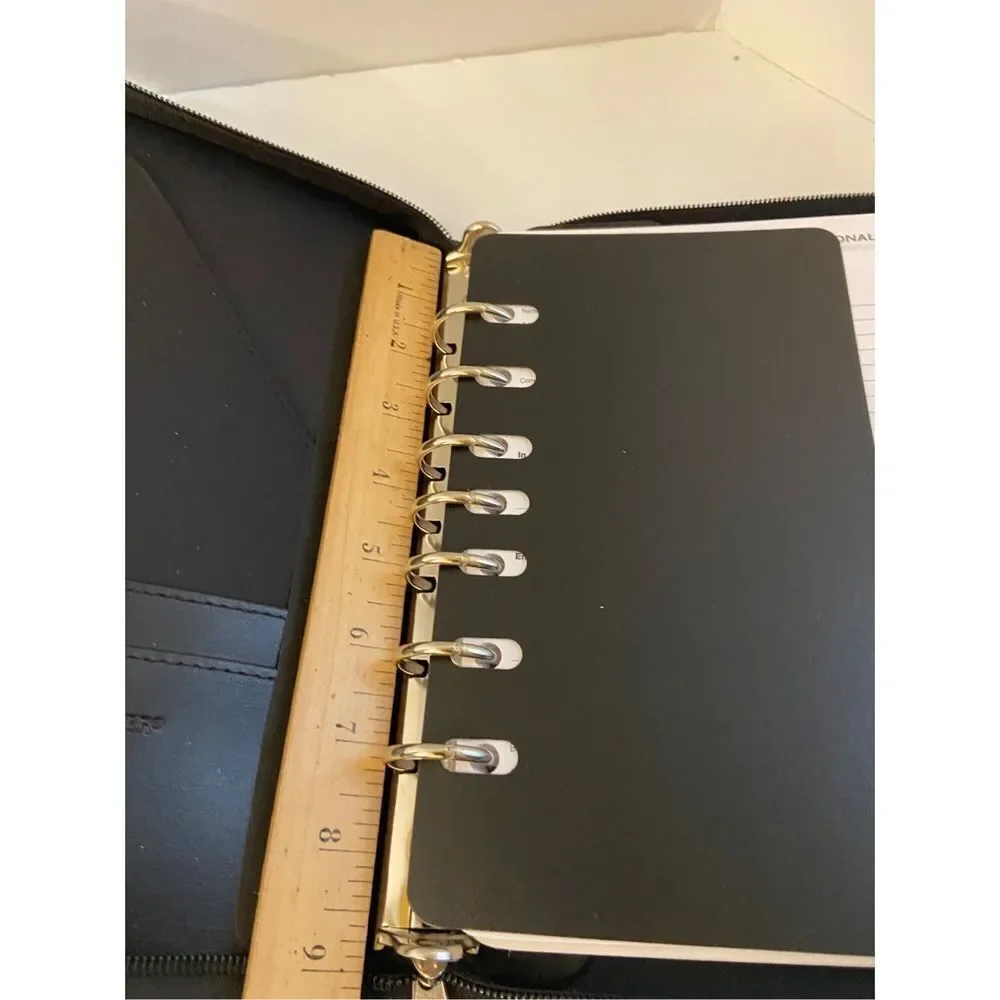 Daytimer leather zipper agenda‎ book item 9213TA